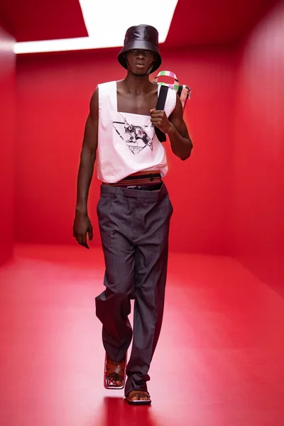 Look 34